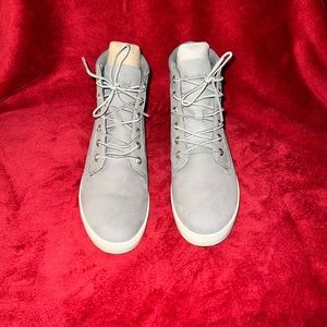 Grey sneaker boot